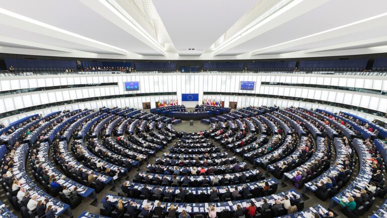 Is 5-Amino-1MQ Legal in Europe? A Regulatory Vacuum (2026)